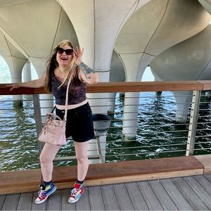 Meet your Posher, Meghan